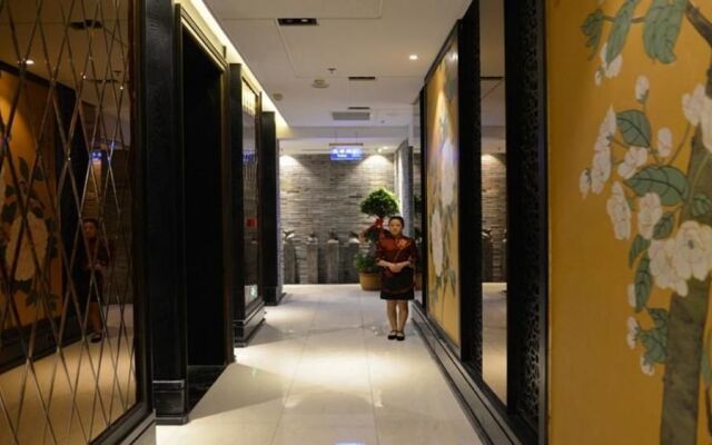 Ramada by Wyndham Luoyang Downtown