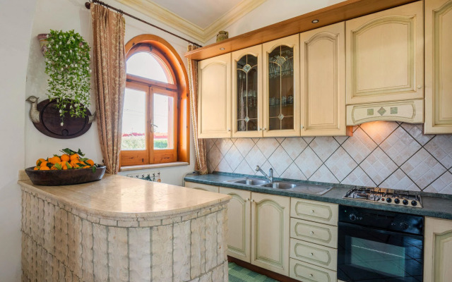 Traditional holiday home  with private terrace