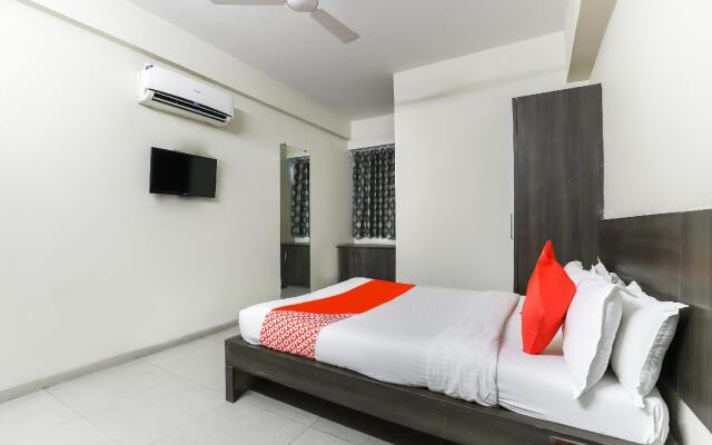 OYO 71410 Hotel Siddhi Inn