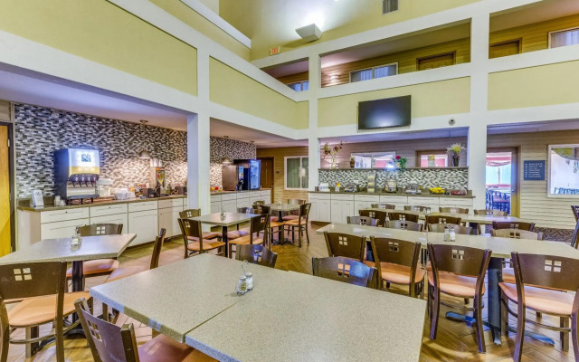 Best Western Lakewinds