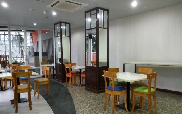 Hotel 88 Kedoya Jakarta