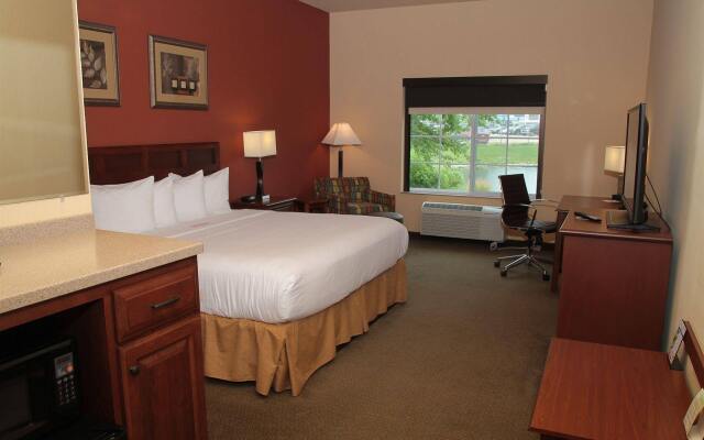 Best Western Plus Appleton Airport/Mall Hotel