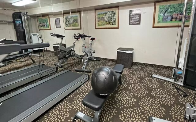 Clarion Pointe Wenatchee