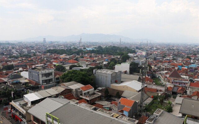 Cozy And Nice Studio Apartment At Mekarwangi Square Cibaduyut