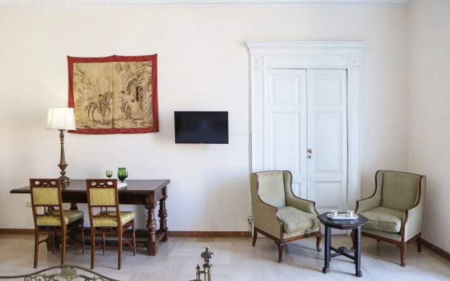 Nana Apartment with Sea View