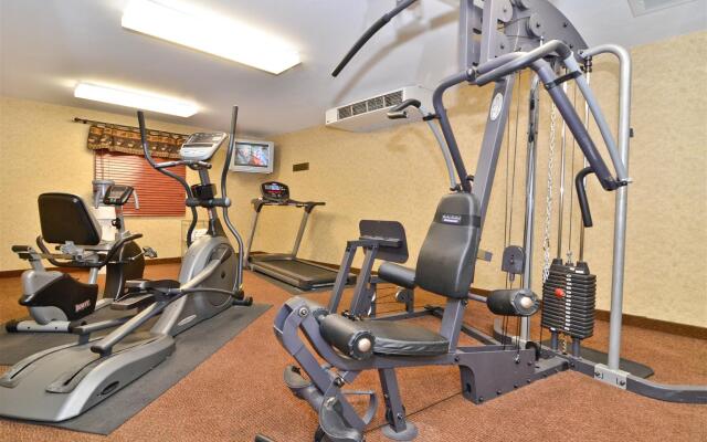 Best Western Plus Kelly Inn & Suites