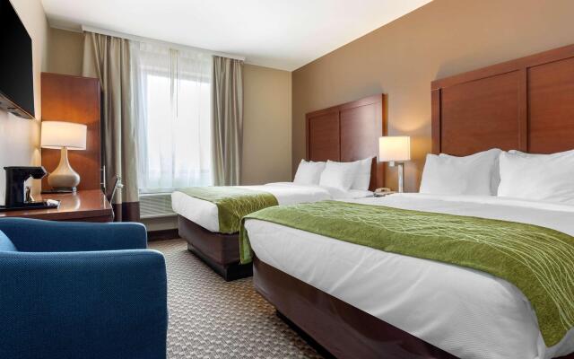 Comfort Inn & Suites near JFK Air Train