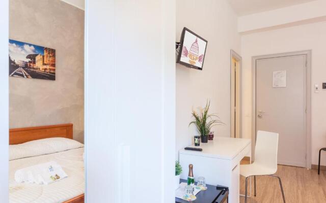 Check-inn Rooms