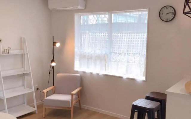 Bright Eden Park two bed townhouse private parking