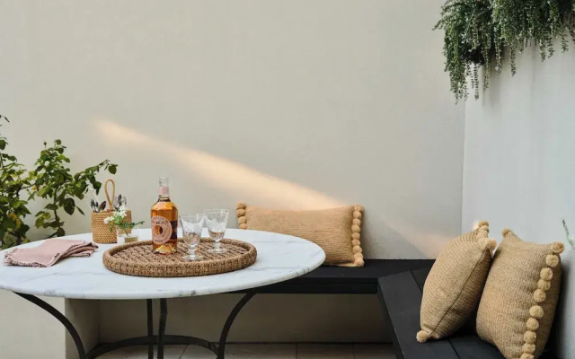 A Nomadic Abode - Luxury Boutique Retreat