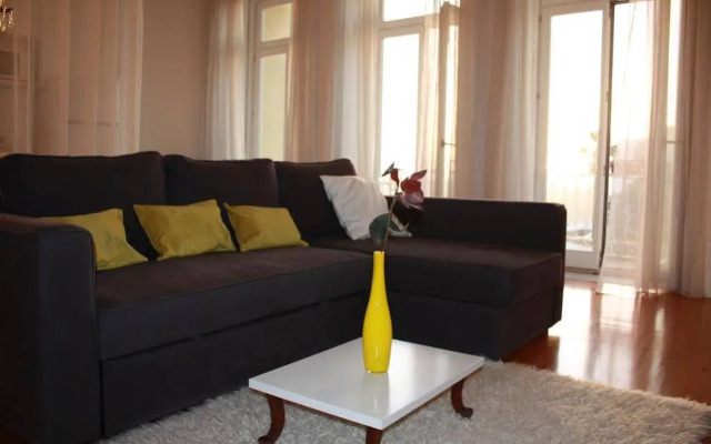 GuestReady - Ayres Gouvea House