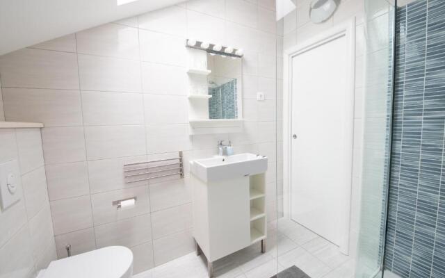 Sea Pearl Residence - Top beachfront location apartments in Bol centre