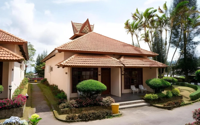 Sinabung Hills Resort