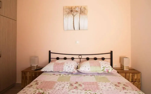 Villa Elpida at Minies