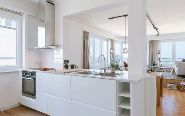 Frontal Seaview Apartment in Ostend