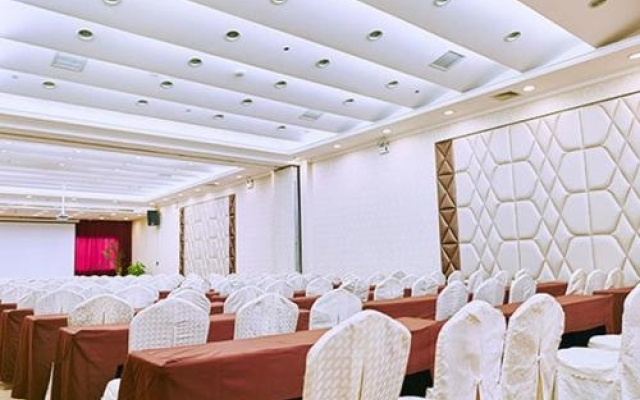 Vienna Hotel Guiyang Yunyan Baoshan North Road Brand