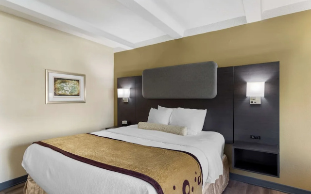 Holiday Inn Huntsville - West