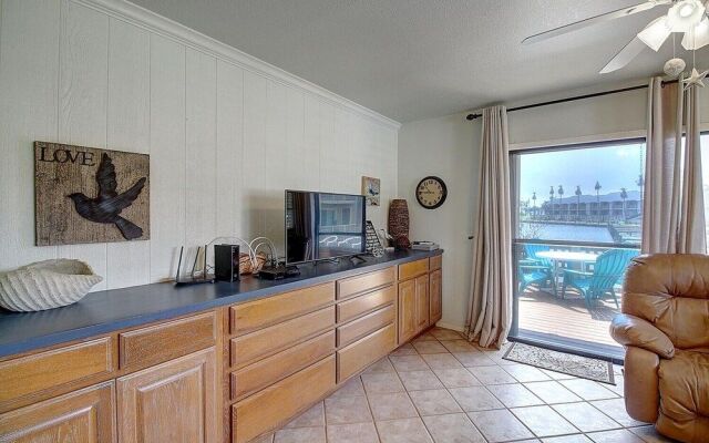 Bayhouse Condo 3 Bedroom Condo by Redawning