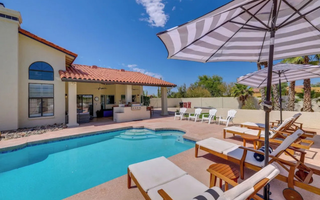 Heated Saltwater Pool: Spacious Home in Scottsdale