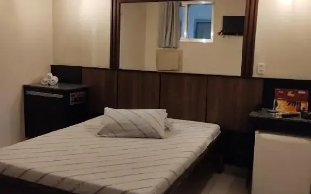 Motel Paradise