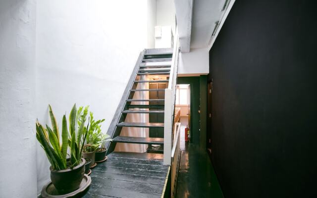 Oyo Chatel Hostel Bangkok