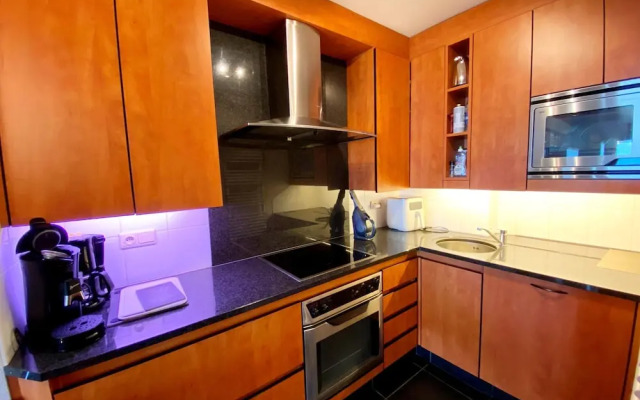 Chic Urban Seaside Apartment