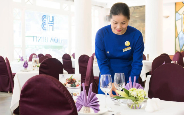 Hoa Binh Hotel