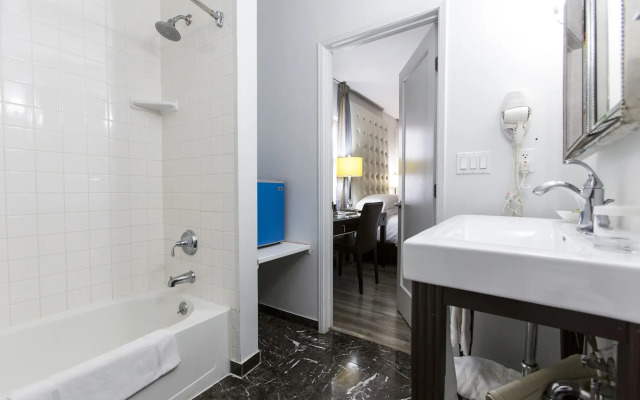 L.A. Sky Boutique Hotel