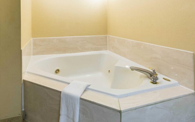 Quality Inn Alexandria