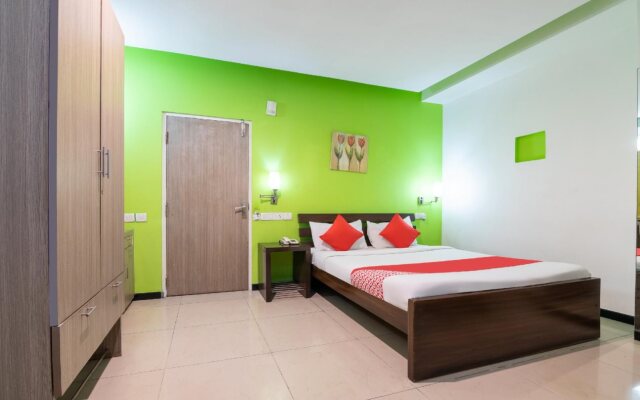 OYO 554 Hotel Red Carpet Residence