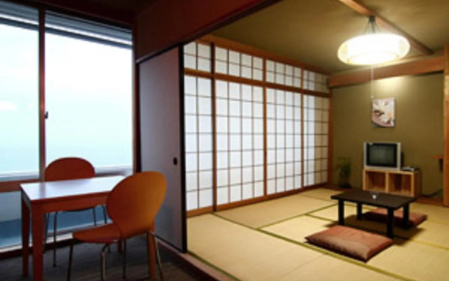 Breezbay Seaside Resort Atami