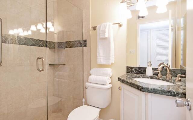 Olde Naples Condo #811