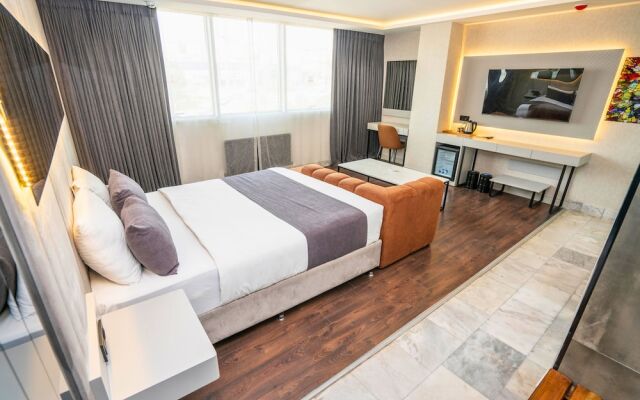 216 Station Suite Gebze