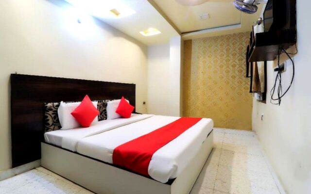 Goroomgo Kabir charbagh Lucknow