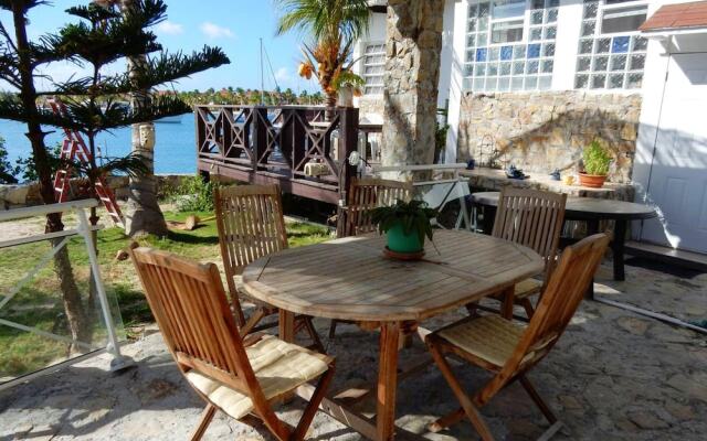 House with One Bedroom in Saint-Martin, with Wonderful Sea View, Furnished Garden And Wifi - 100 M From the Beach