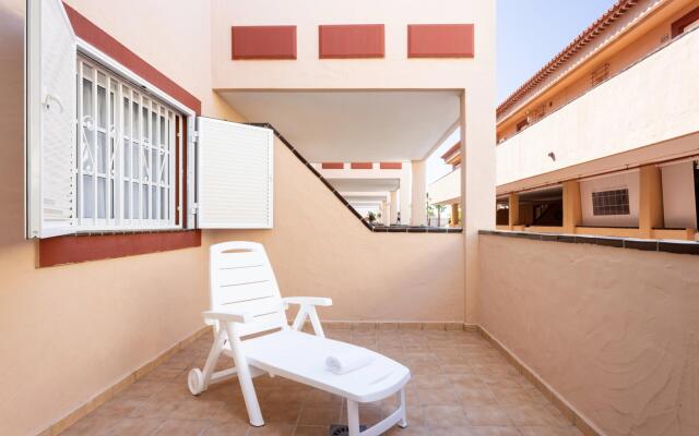 Home2Book The Heights Los Cristianos, Pool