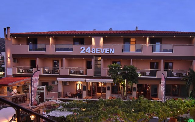 24 Seven Boutique Hotel