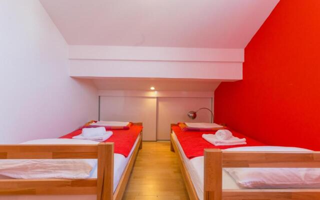 Apartment Nikatoni