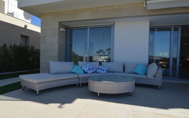 Luxurious Villa with Private Swimming Pool in Orihuela