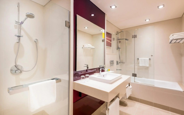 Holiday Inn Muscat Al Seeb by IHG