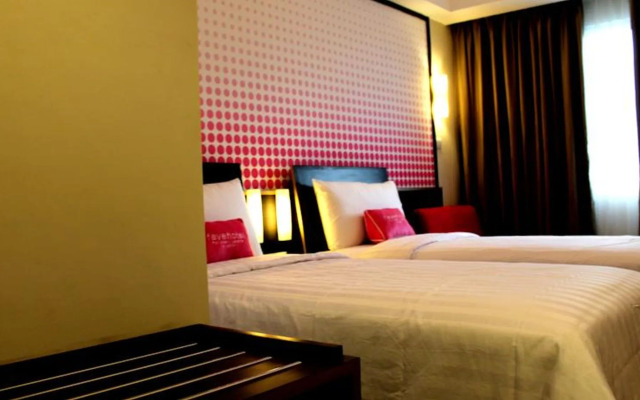 Brits Hotel Puri Indah