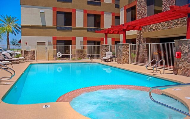 Spark by Hilton Phoenix East Mesa