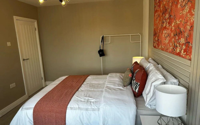 Lovely 3-bed House Near Birmingham Airport & Nec