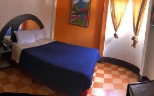 Hotel Mayestic