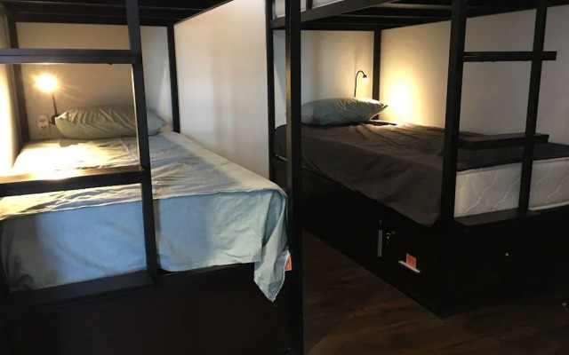 Penthouse Hostel & Spa