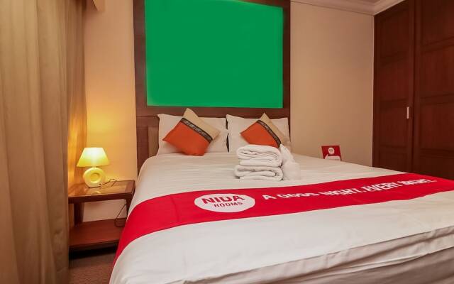 Nida Rooms Silom Soi 12 Planet