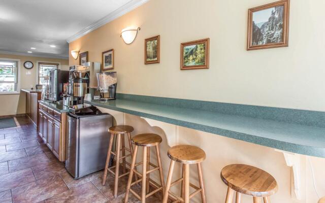 Rodeway Inn