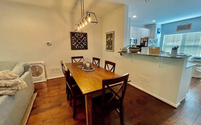 Turnstone Circle 37005