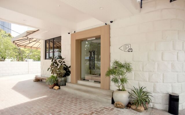 Codrington House - Boutique Apartments
