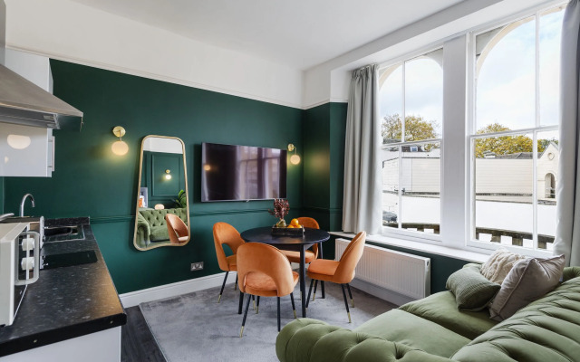 Your Apartment Clifton House